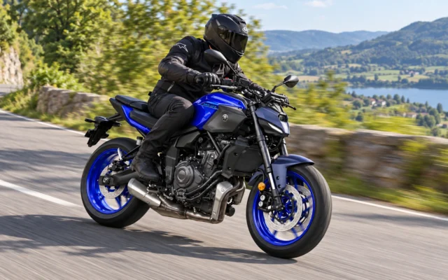 Blue Yamaha MT 07 on Scenic Road