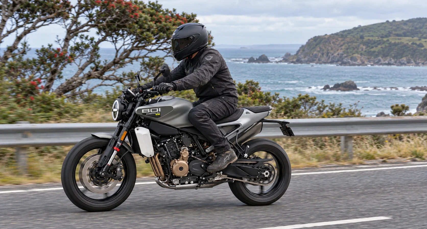 Svartpilen 801 Coastal Road Test