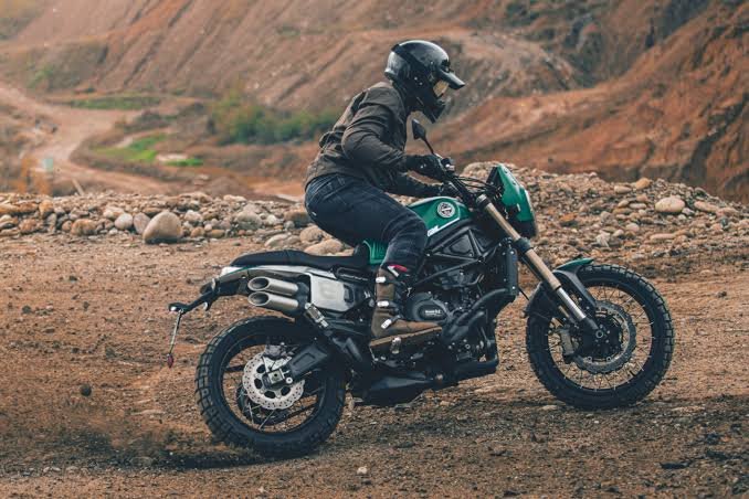 Benelli Leoncino 800 Trail Review: Lots of Bike for the Money, With Some Catches 1 images 4