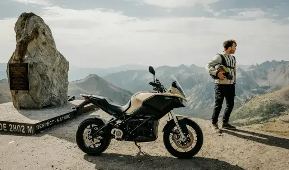 Zero DS Rides 436km on One Charge to Smash Electric Motorcycle World Record 3 zero ds rides 436 5km on one charge to set new guinness record 2026 10 14T10 40 41 04 00 image